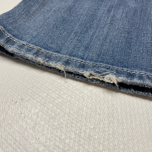 Miss Me Embellished Boot Cut Blue Jeans in LT 01C Size 26 VGUC - Picture 16 of 16